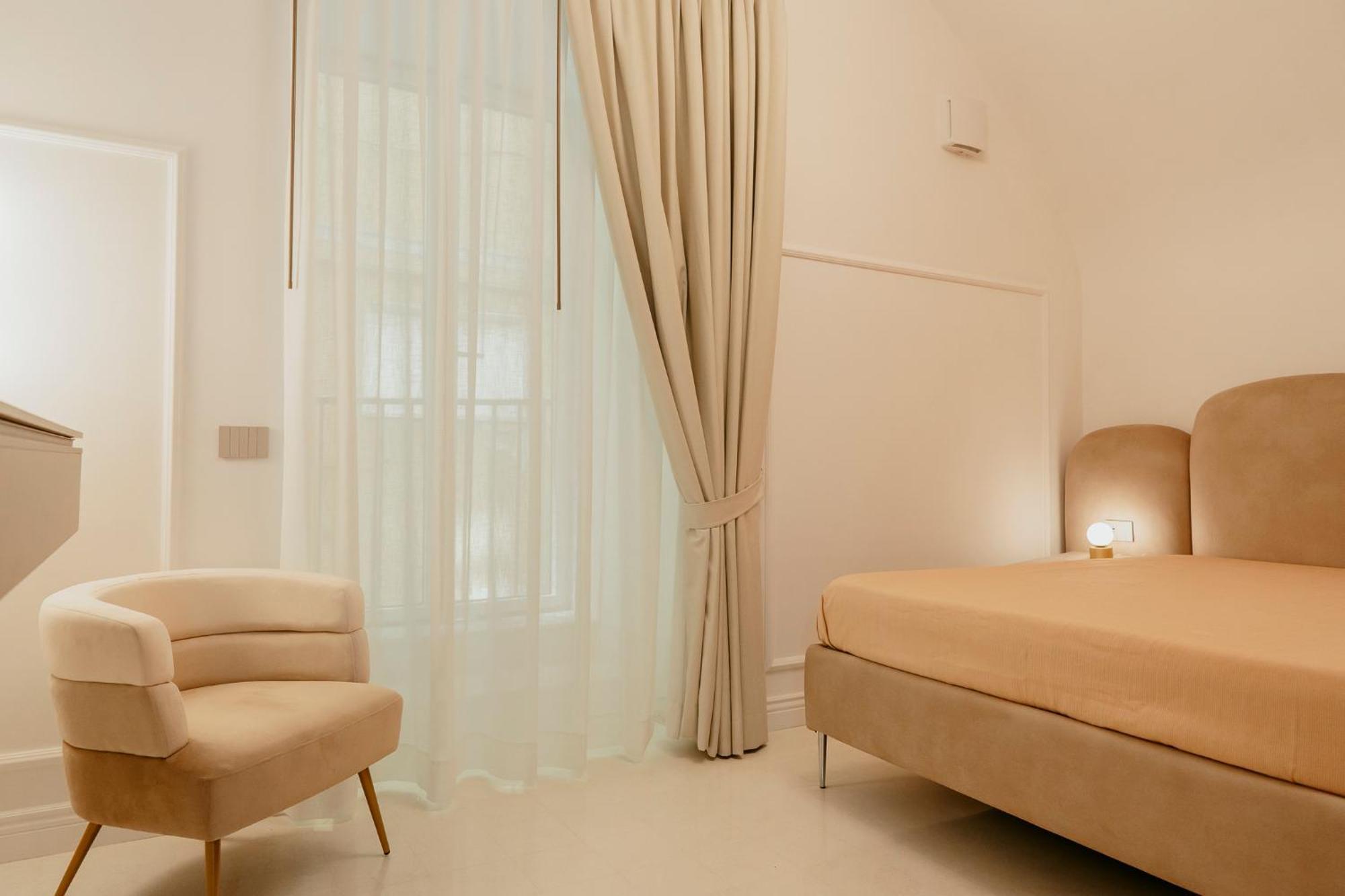 Luxury Apartment-Quartieri Spagn By Alux38 Νάπολη Εξωτερικό φωτογραφία