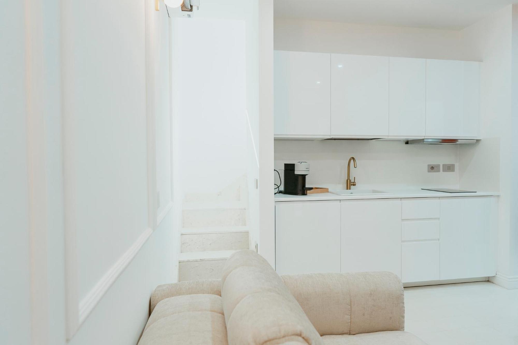 Luxury Apartment-Quartieri Spagn By Alux38 Νάπολη Εξωτερικό φωτογραφία